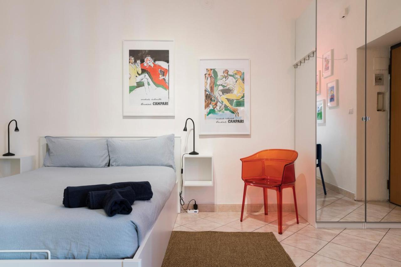 Xenia Apartments - Stylish Colorful Apt- Upbeat & Well-Connected Area ميلان المظهر الخارجي الصورة