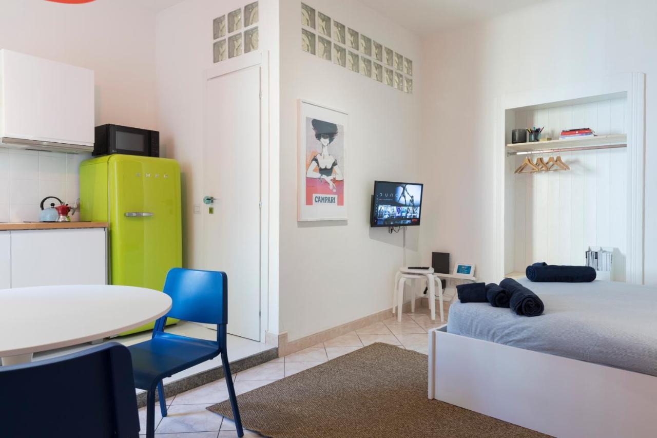 Xenia Apartments - Stylish Colorful Apt- Upbeat & Well-Connected Area ميلان المظهر الخارجي الصورة
